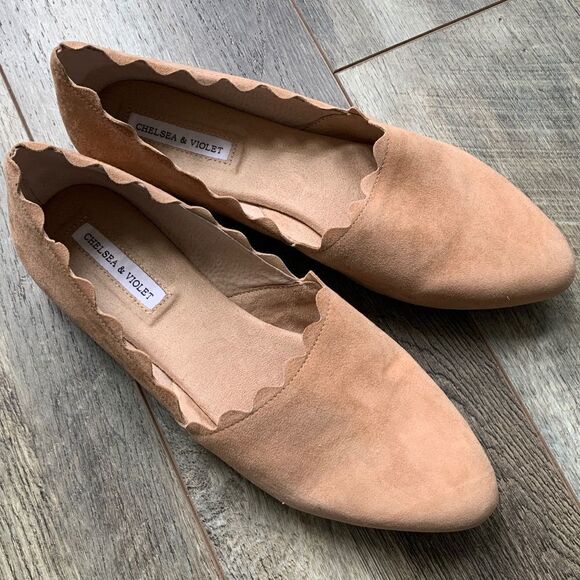 CHELSEA & VIOLET Clara Suede Leather Scalloped Flats Tan Beige Size 11 - Picture 2 of 9
